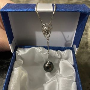 Authentic Tahitian Pearl Necklace w/ certification